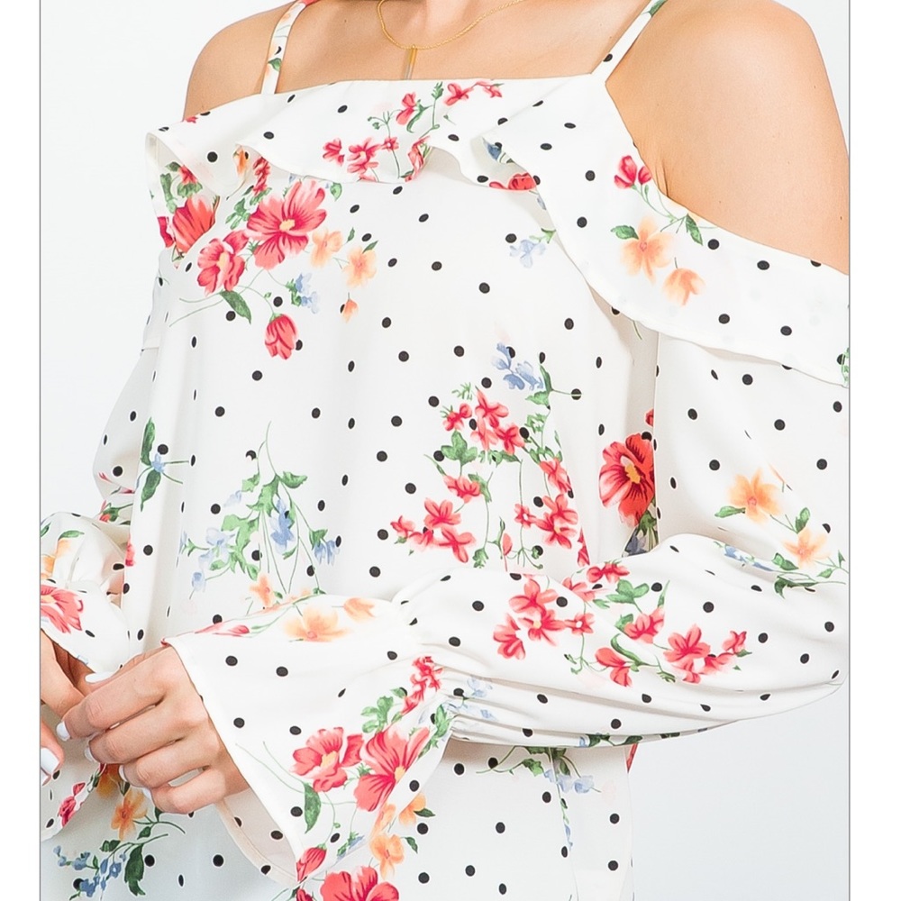 Off the shoulder top.  Size S. NEW